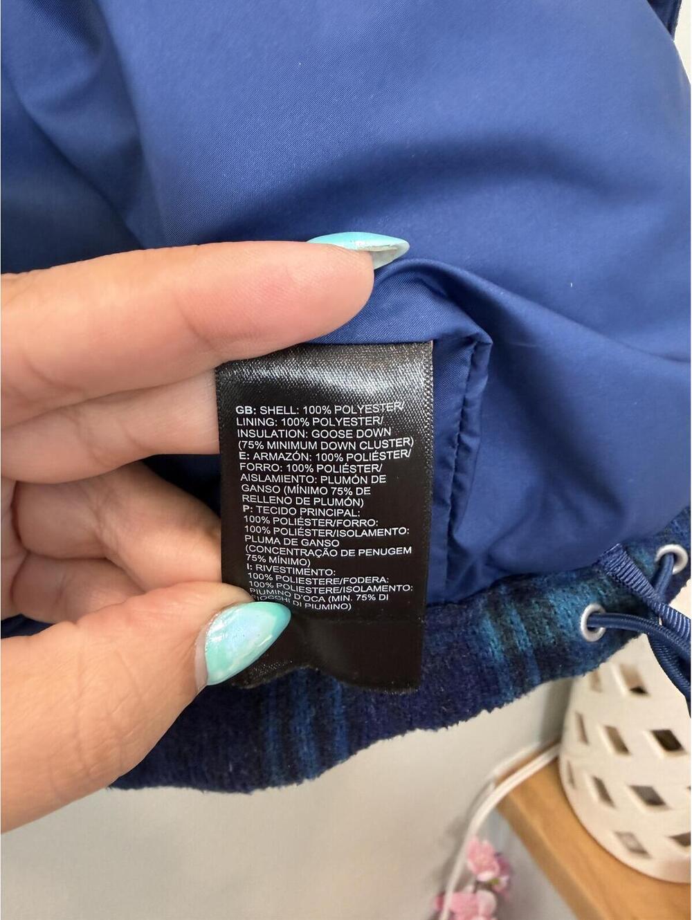 The North Face 700 Goose Fill Nuptse Plaid Down Puffer Blue - Women's Med NWOT - Picture 6 of 7